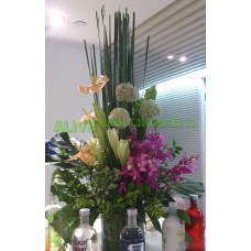 ACFF002 - ( 歡迎查詢商業月花-適用於辨公室或大廈大堂接待處) - 掌,洋葱花,百合連12吋高花瓶枱花